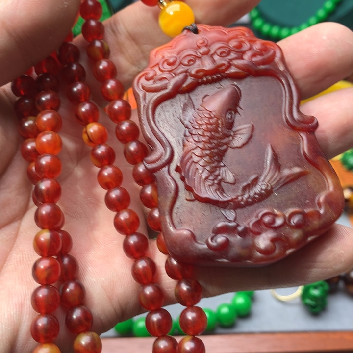 琥珀颈饰未镶嵌吊坠