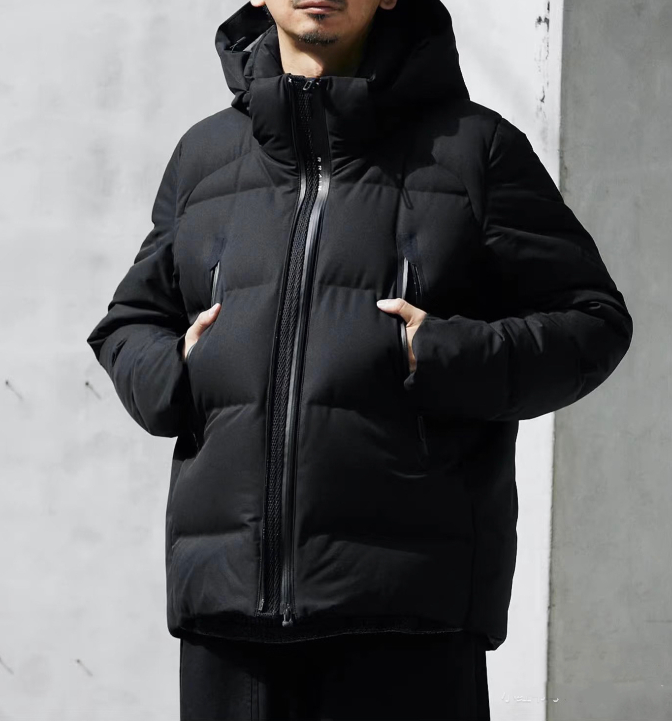 新款户外90羽绒服防泼水情侣休闲马甲外套2