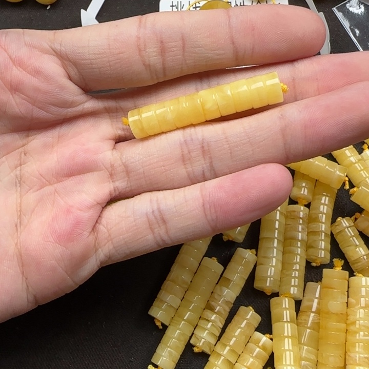 蜜蜡未镶嵌珠宝奇石天然精工隔片卡810片一组