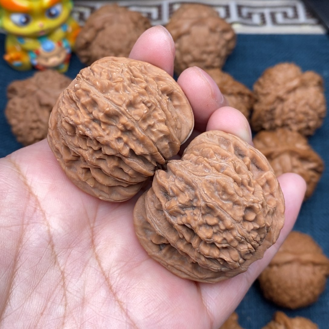 文玩核桃把件41.5精品汉高楼全品