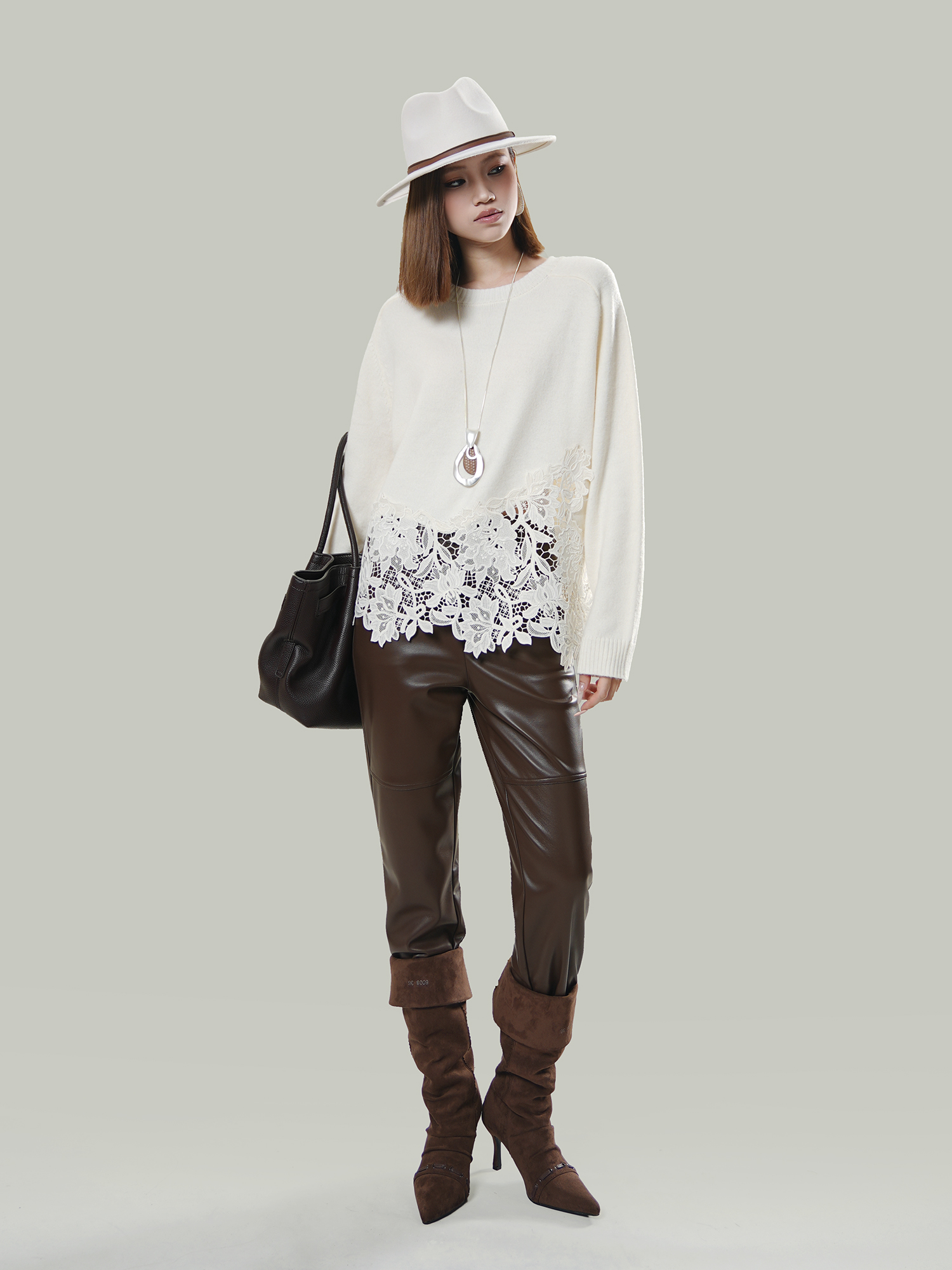 老吴的衣橱【黄昏廓形】秋季新款咖色九分皮裤女显瘦窄版直筒裤K722