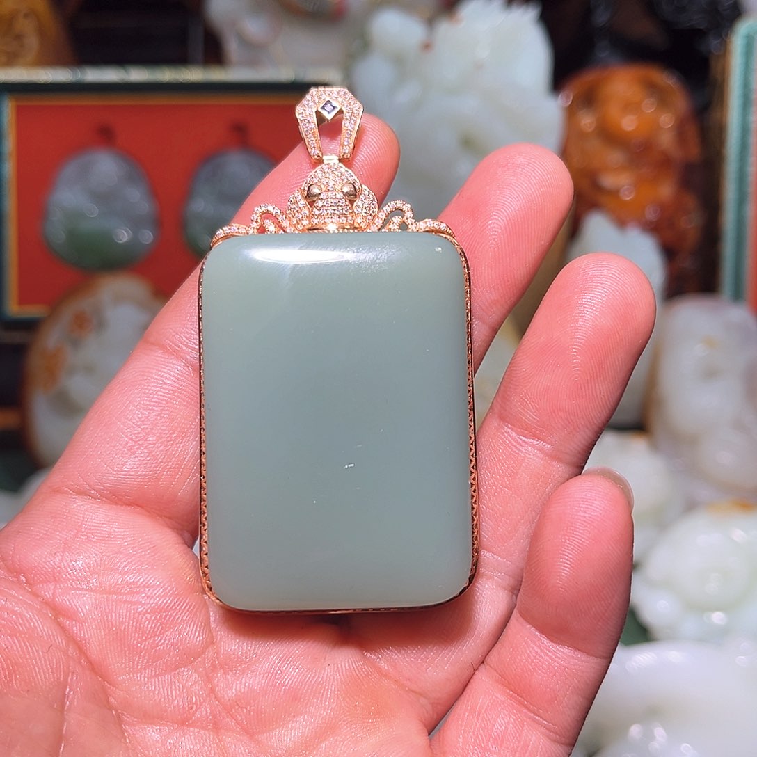 和田玉挂件未镶嵌