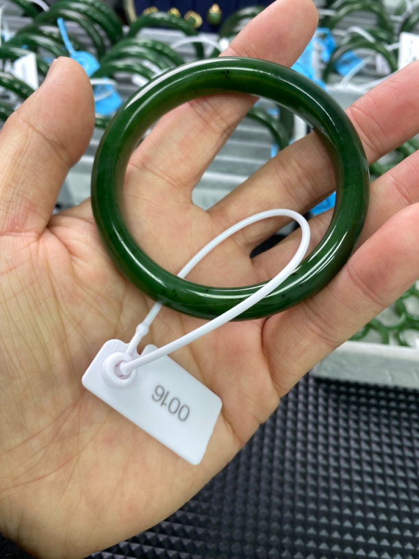 和田玉（碧玉）手镯