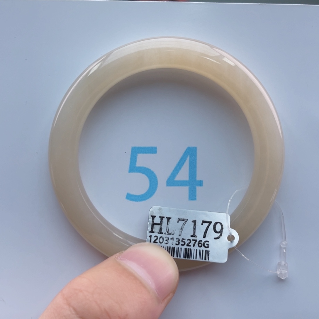 和田玉手镯未镶嵌裴**-