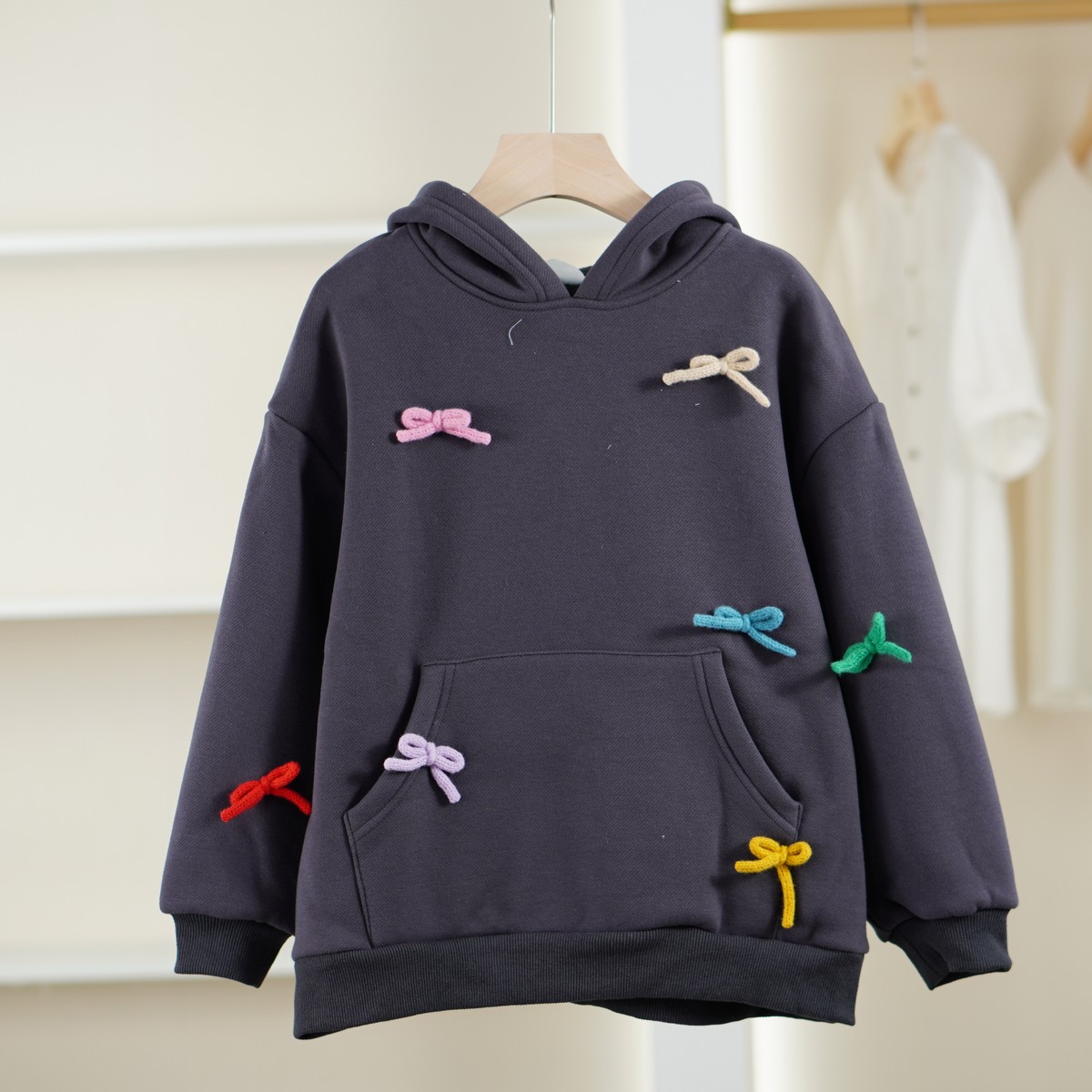 麦迪尚品 一路童行【植】31129351休闲连帽卫衣儿童冬季专柜撤柜