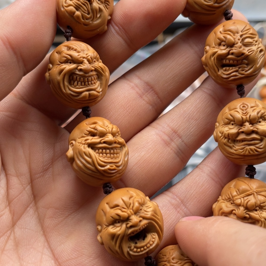 吊坠橄榄核不想说