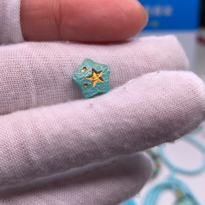 绿松石配饰未镶嵌