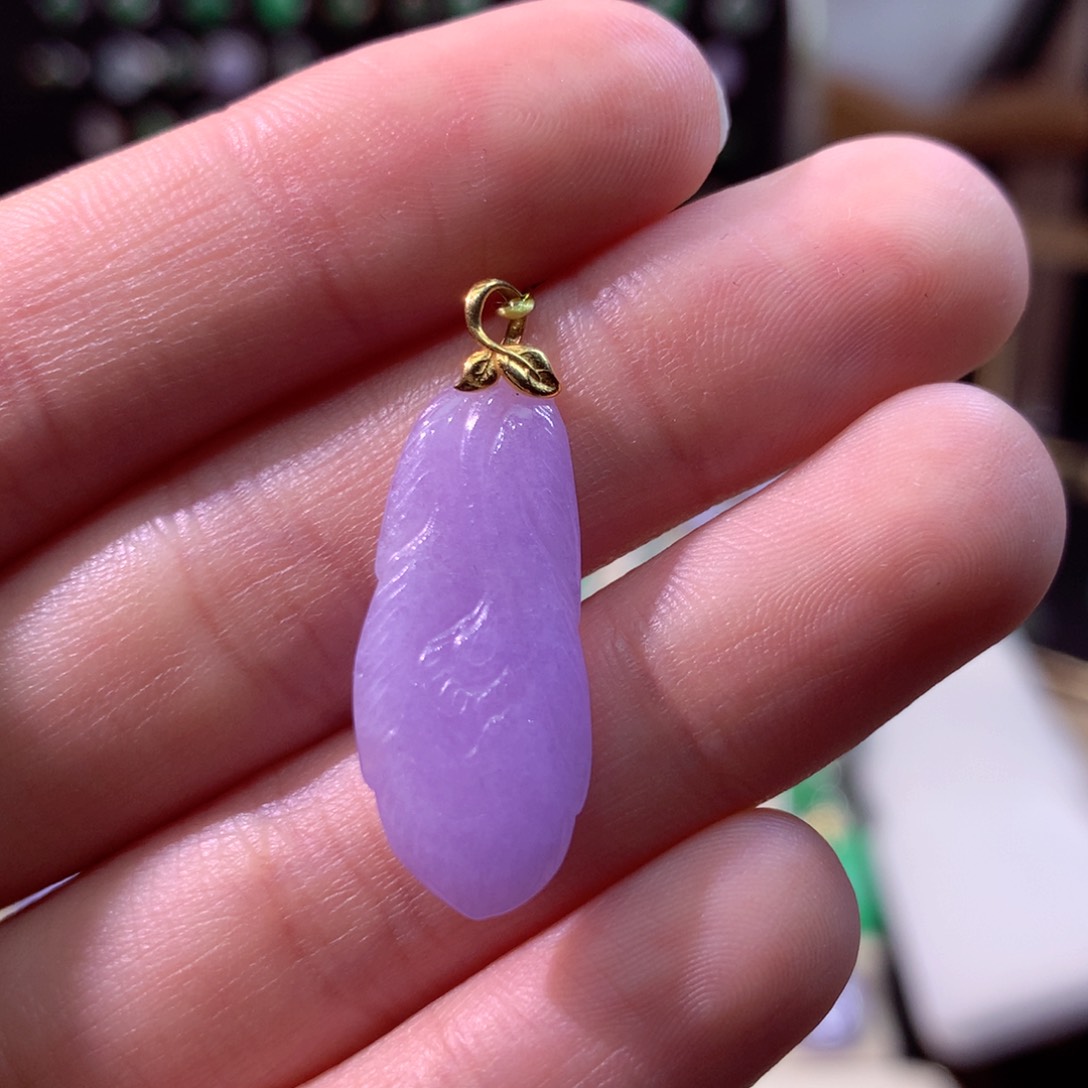 翡翠颈饰18K金镶嵌翡翠