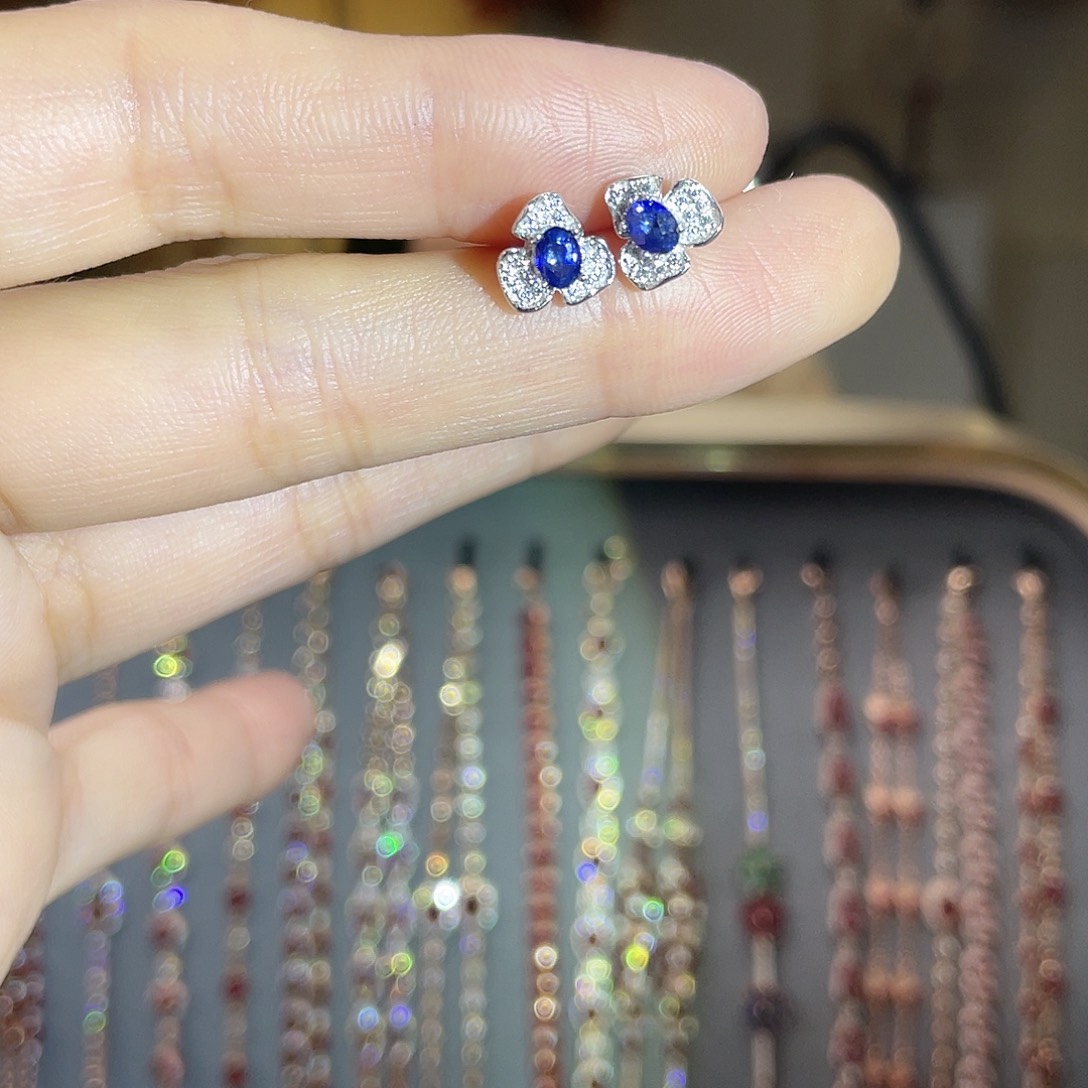 耳饰蓝宝石银S925镶嵌