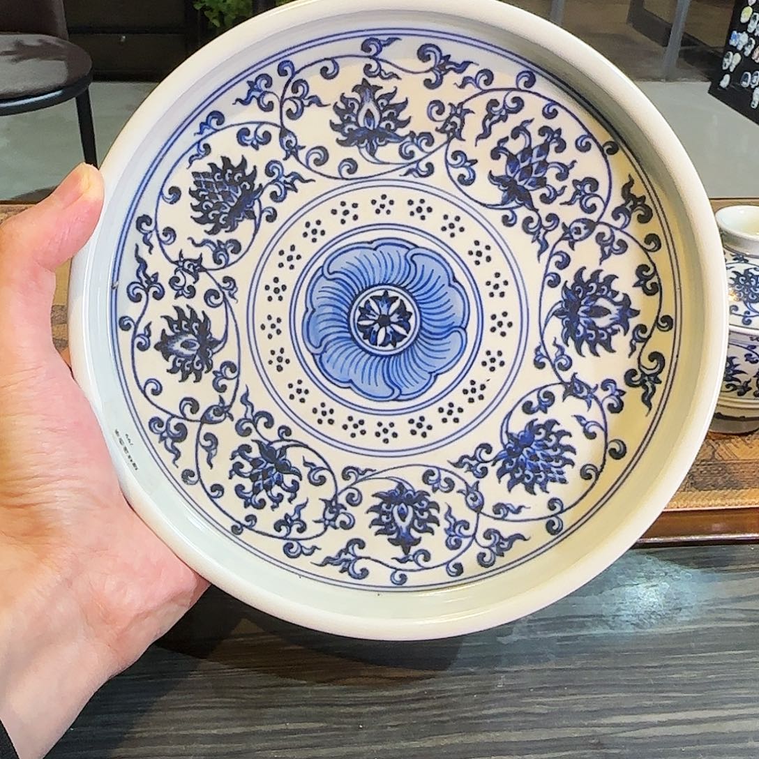 明逸堂元青花缠枝莲壶承