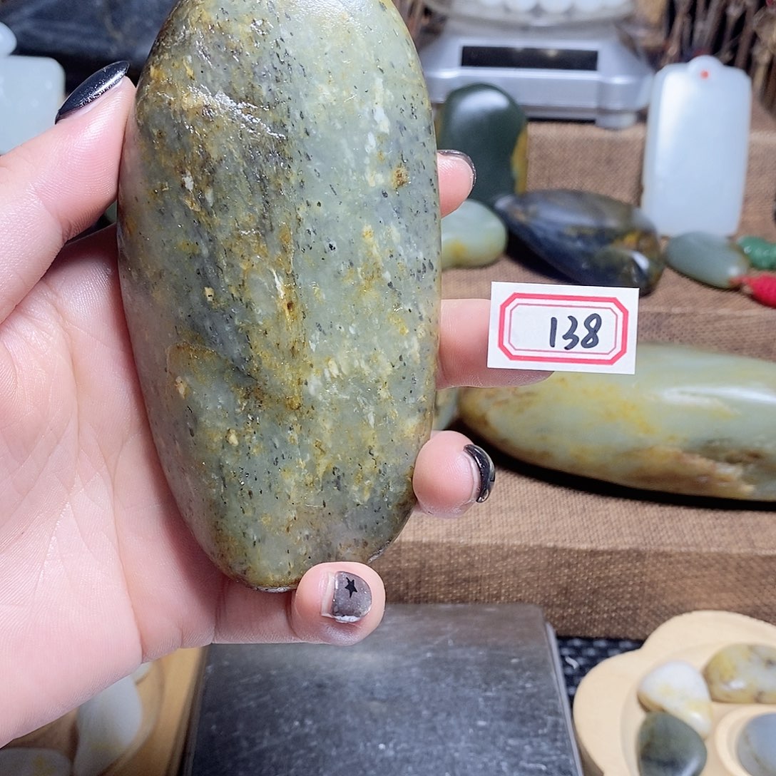 未镶嵌和田玉挂件138