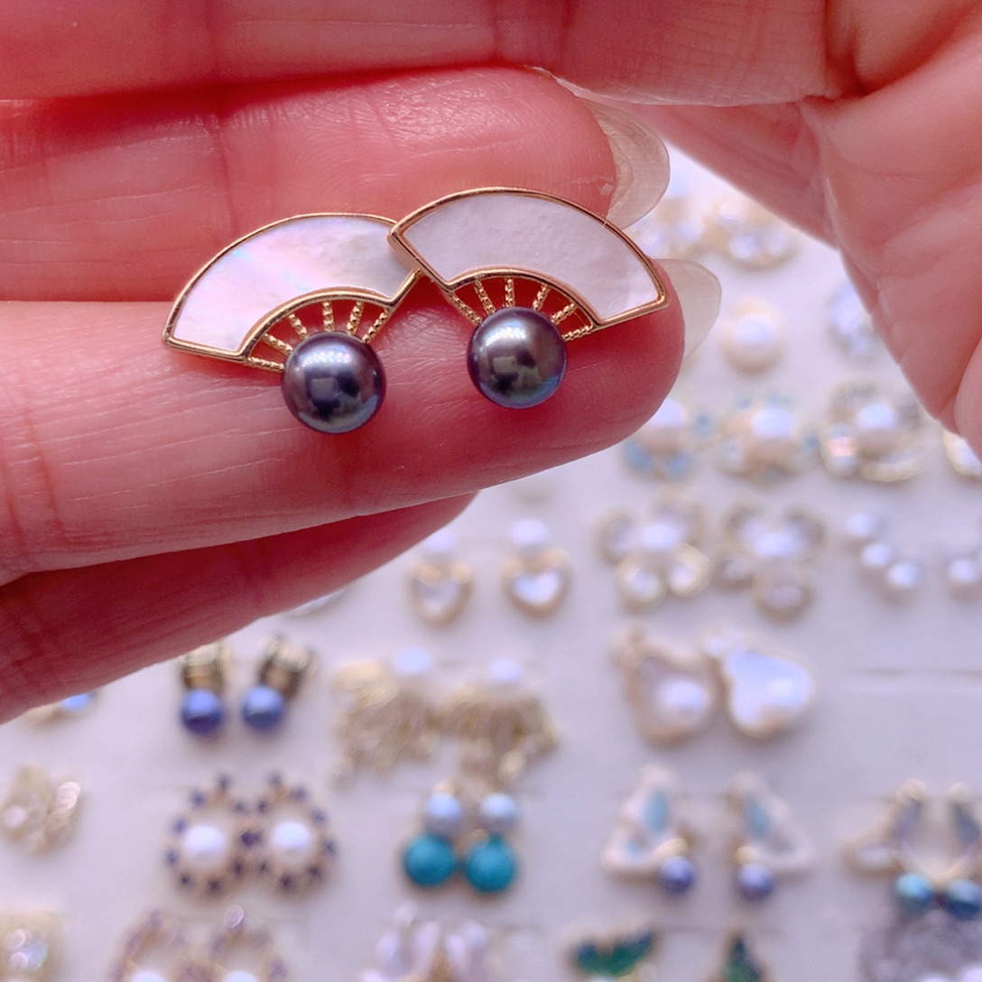 合金耳饰淡水珍珠