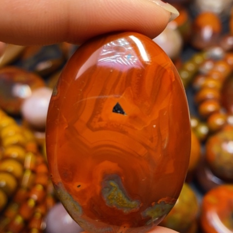 玛瑙/玉髓颈饰未镶嵌