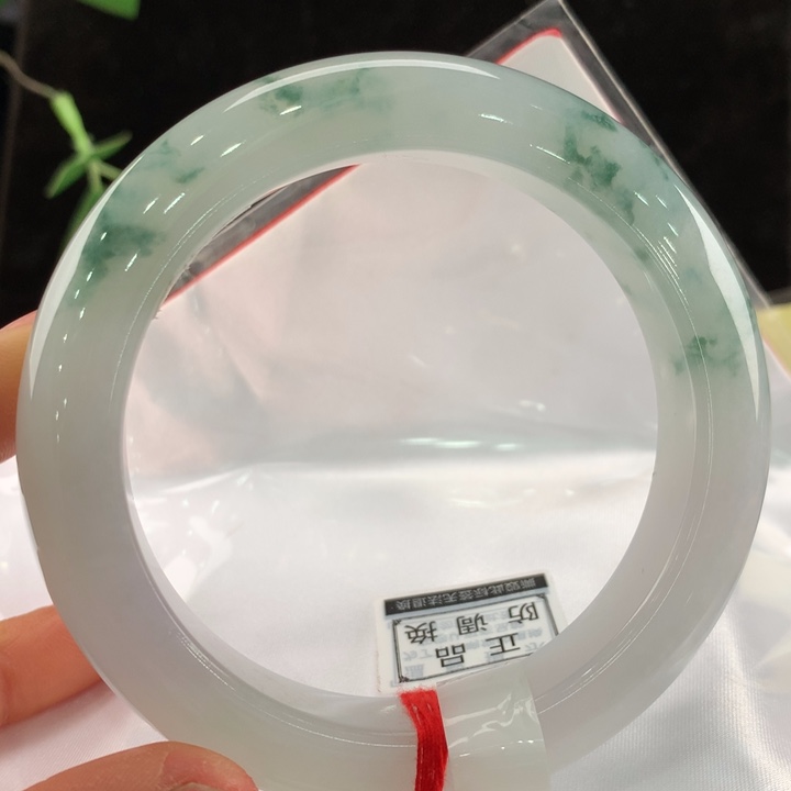 翡翠手镯未镶嵌62圈口0028