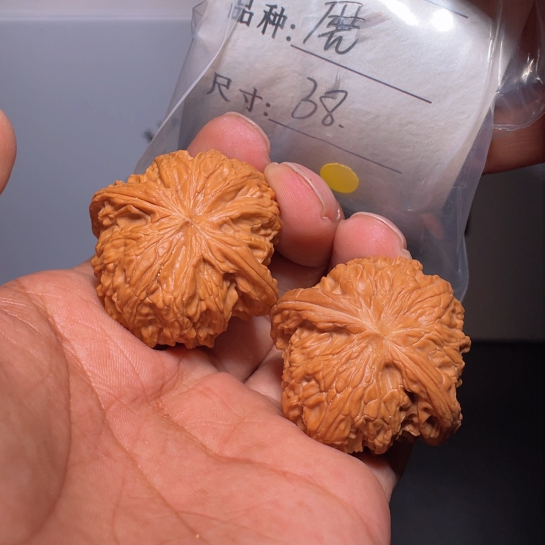 文玩核桃吊坠文玩核桃