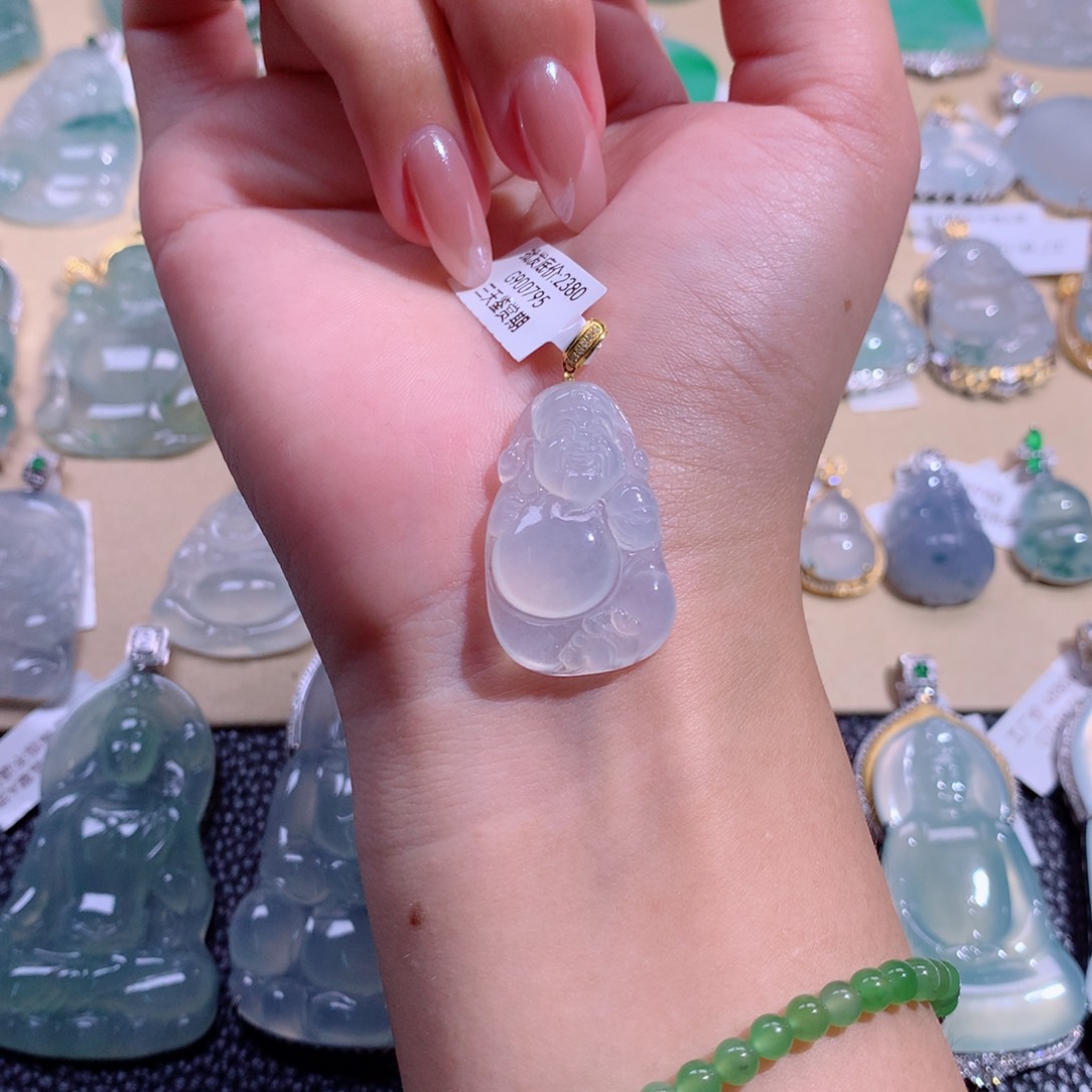 翡翠吊坠(不含链)18K金镶嵌