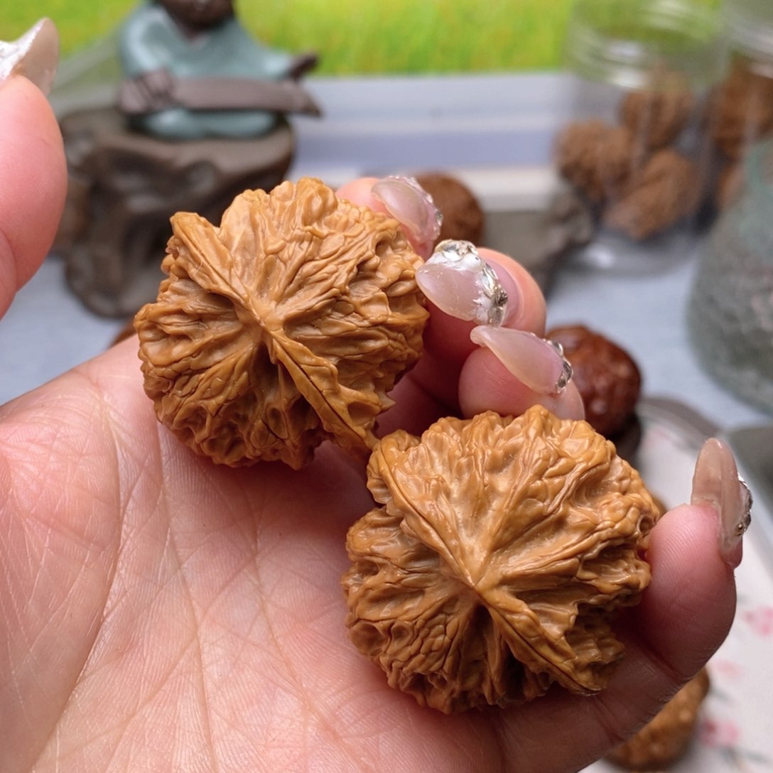 【闪购商品】文玩核桃把件苹果