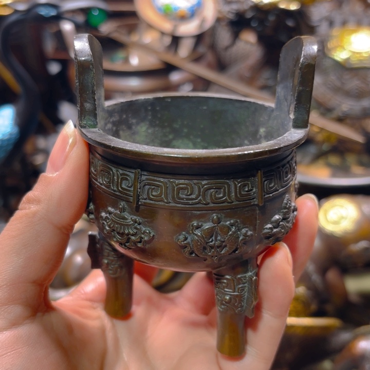 铜器摆件收收藏藏