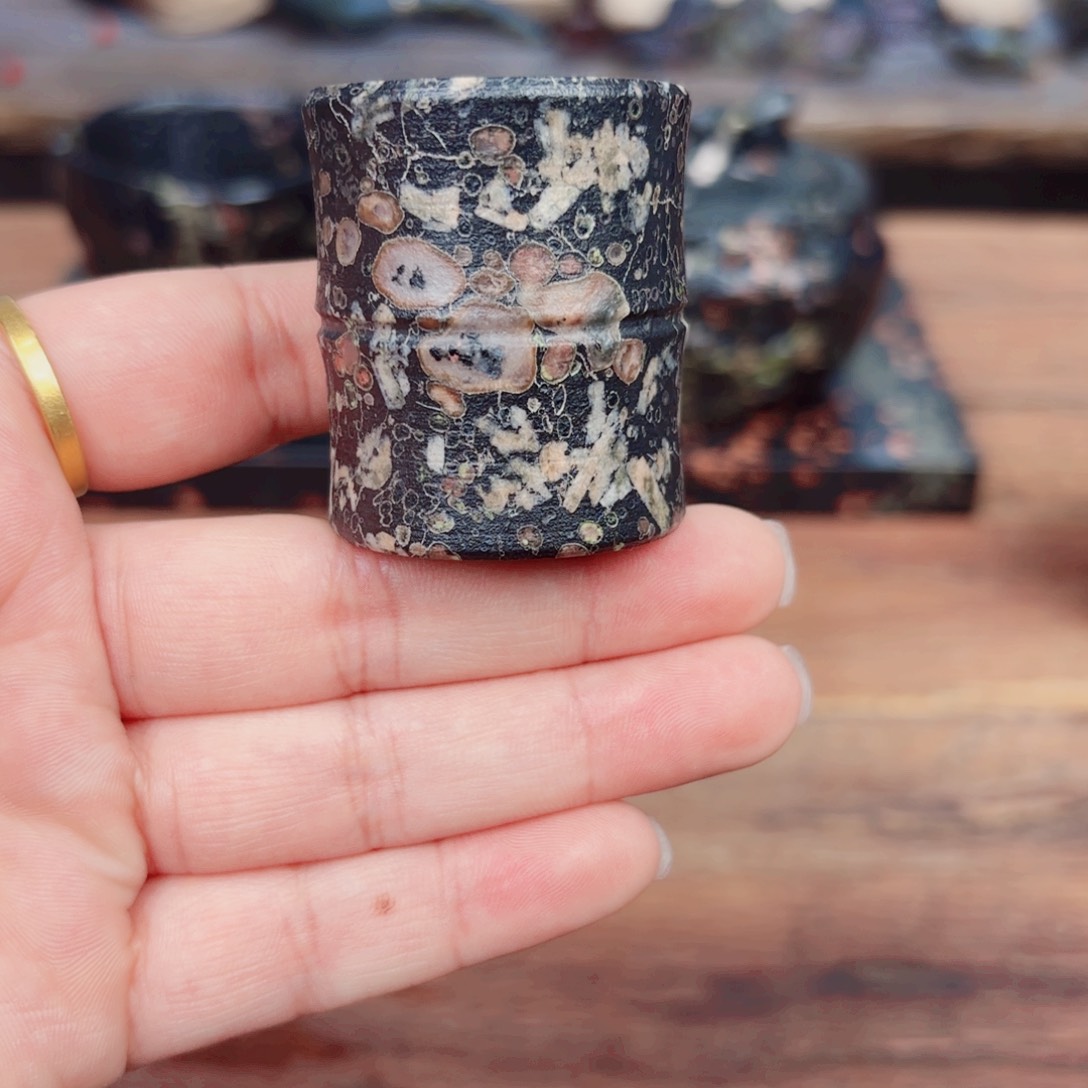 康能美玉瓷安山玉