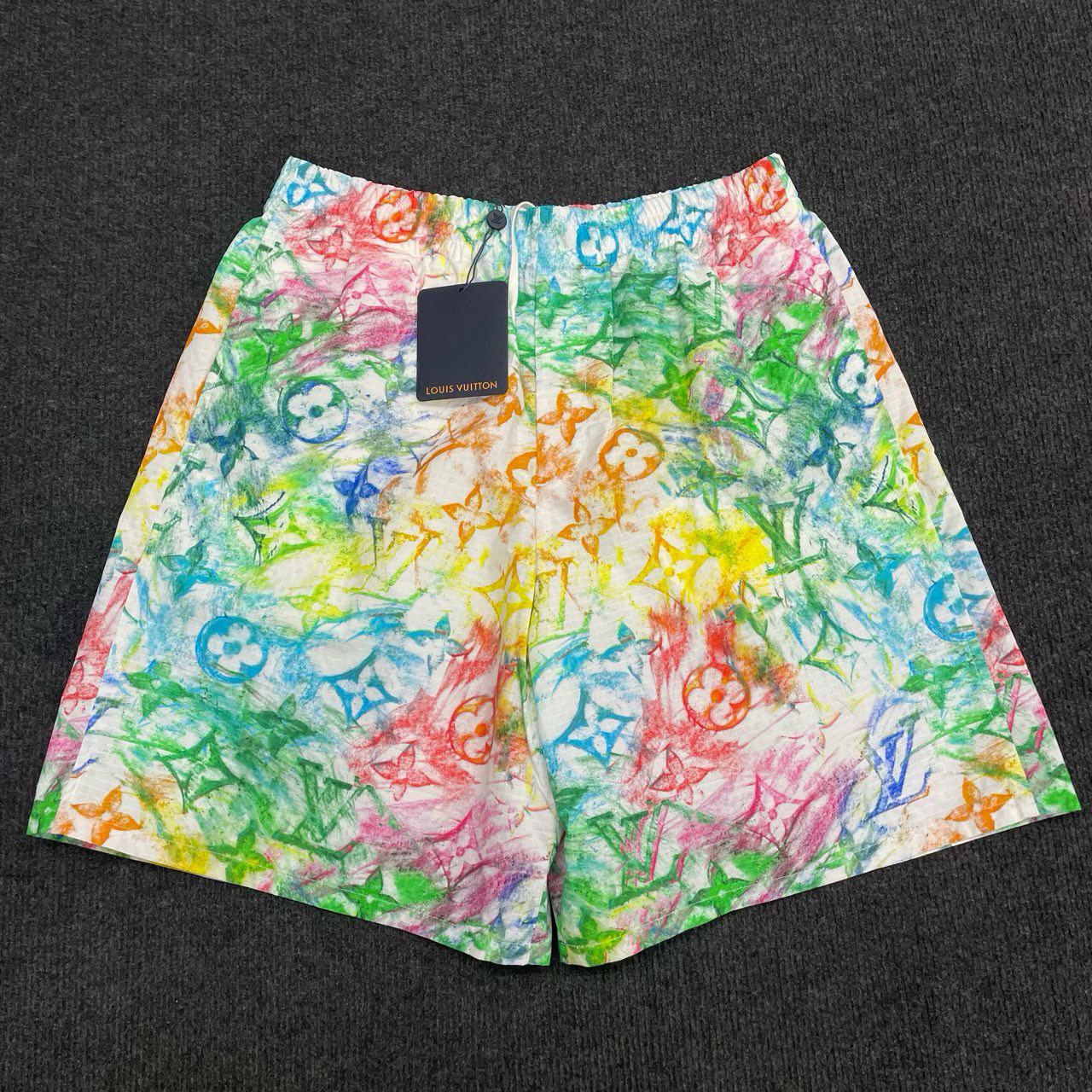 99新 LouisVuitton/路易威登 三花蜡笔短裤/尺码M