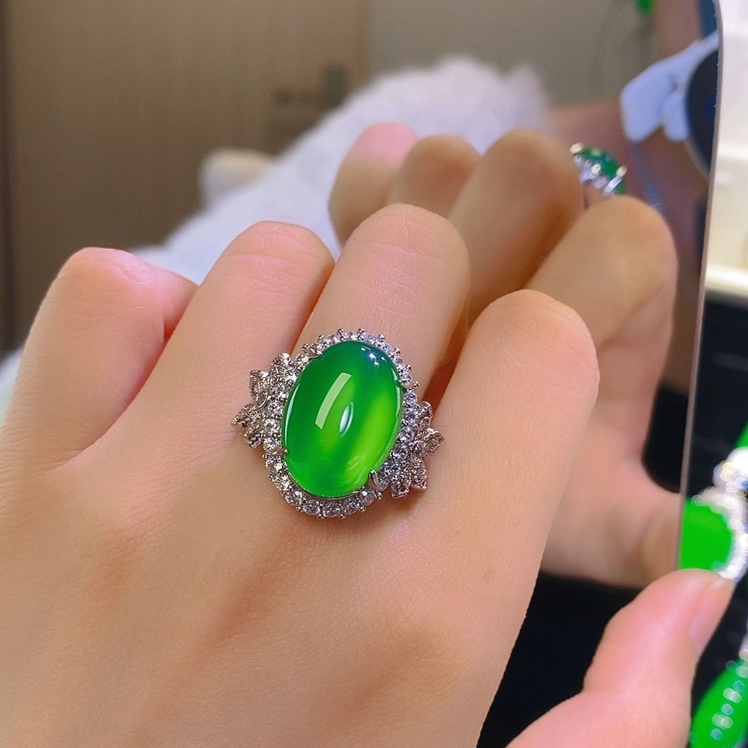 锆石铜合金白富美