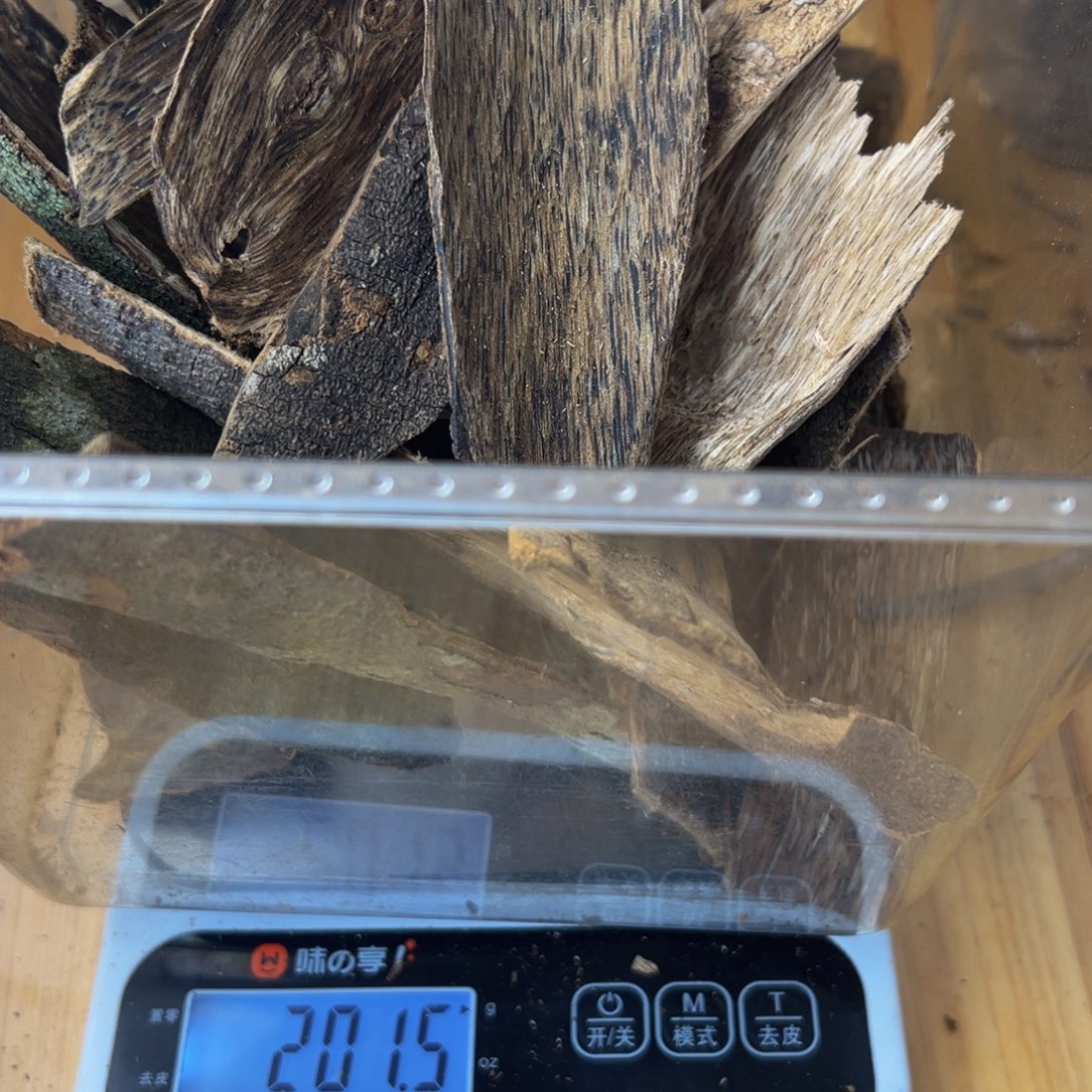 沉香碎屑沉香沉香奇楠皮油