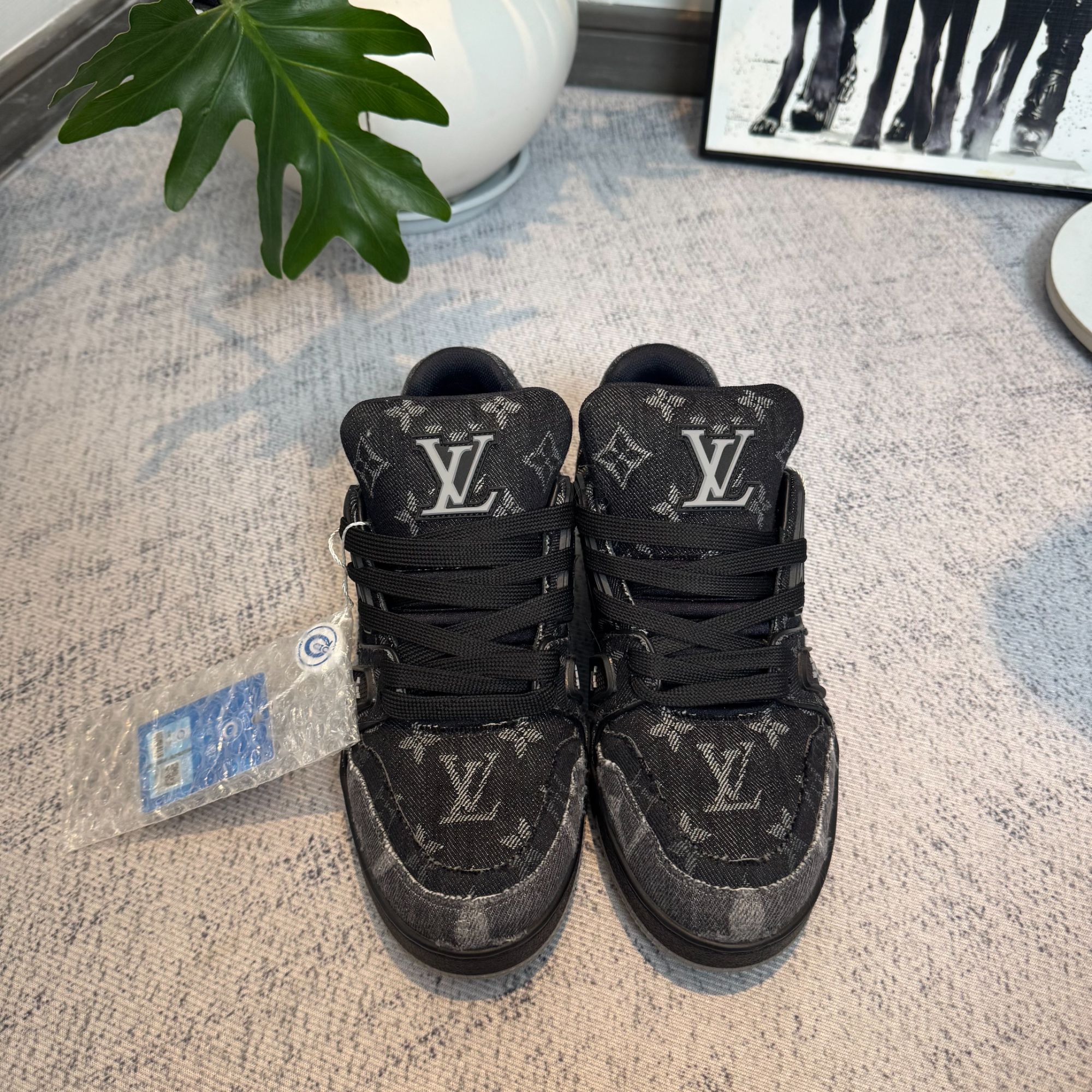 99新 LouisVuitton/路易威登 /葡萄籽奢潮/牛仔满印板鞋/37.5码