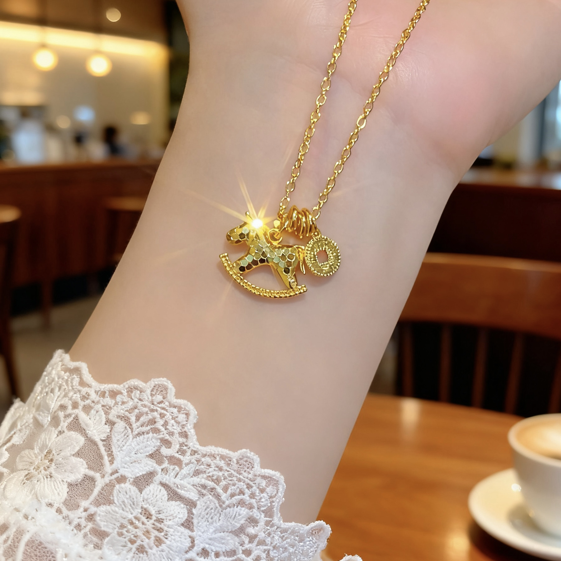 铜合金项链 新款女本命年马上有钱花一体链轻奢百搭不掉色项链