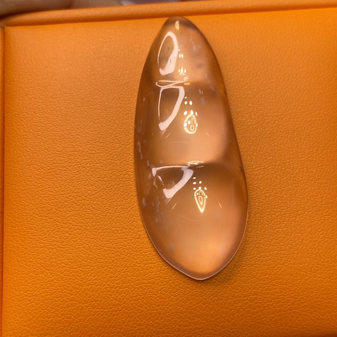 石英质玉未镶嵌吊坠