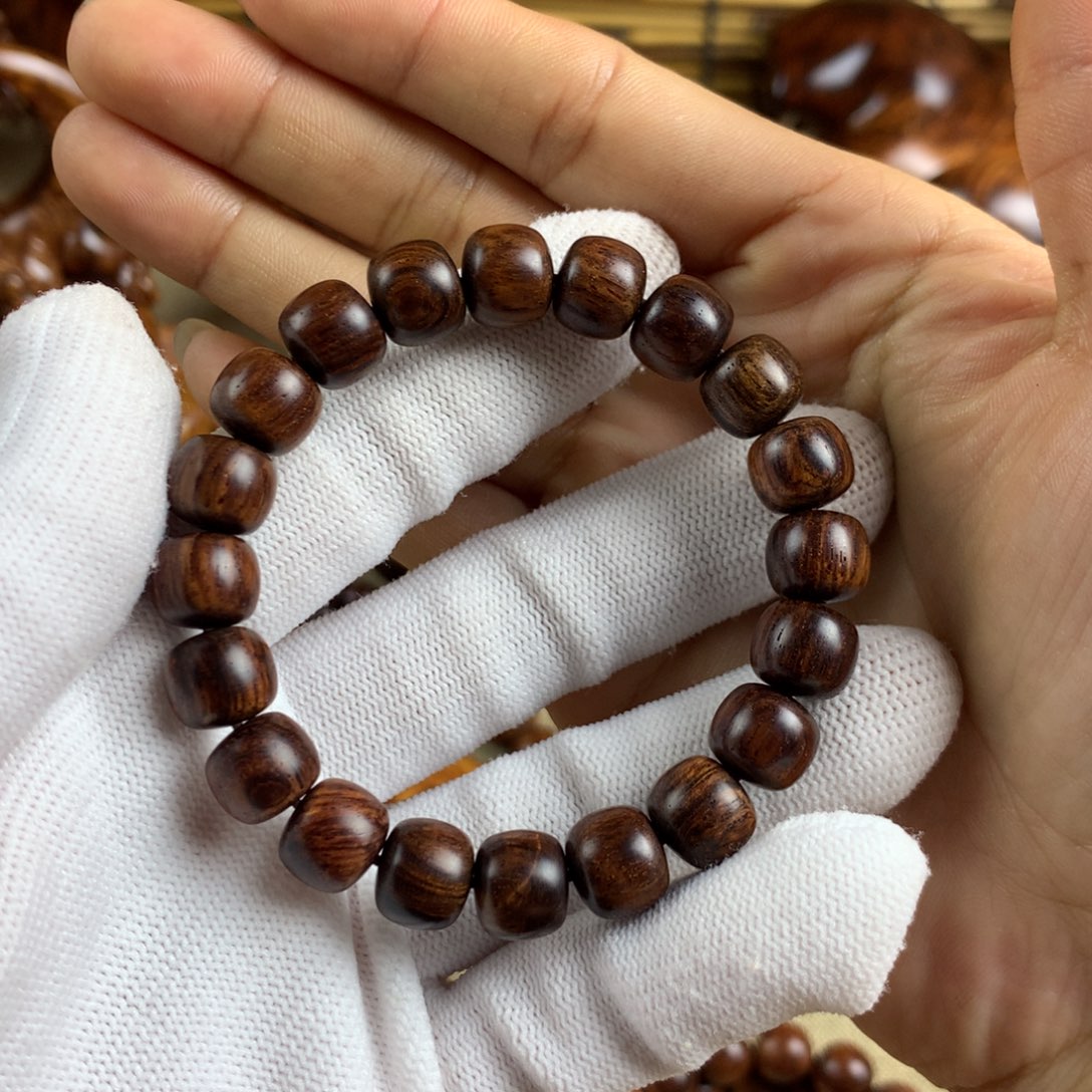 黄花梨/降香黄檀0.9*1.0手串