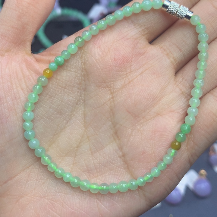 翡翠手链未镶嵌翡翠