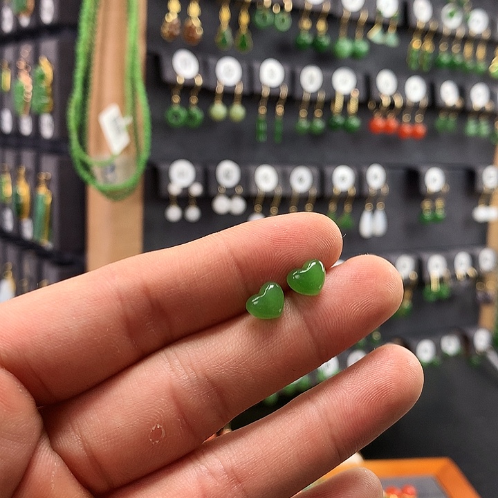 和田玉耳饰18K金镶嵌