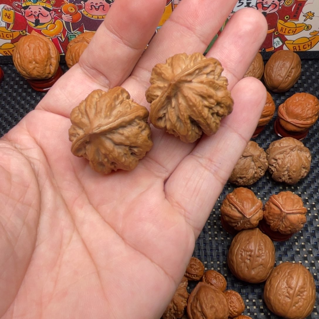 核桃摆件顾*八棱。精品课程核桃手捻