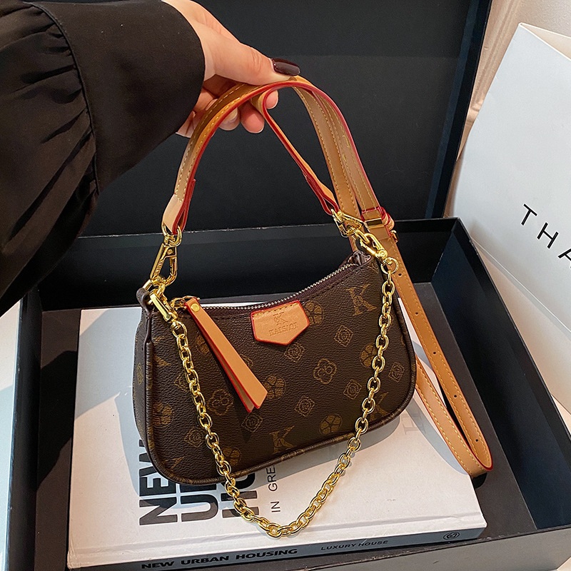 【高端轻奢】精致女士新款时尚腋下百搭洋气麻将斜挎包包【5218-V4】