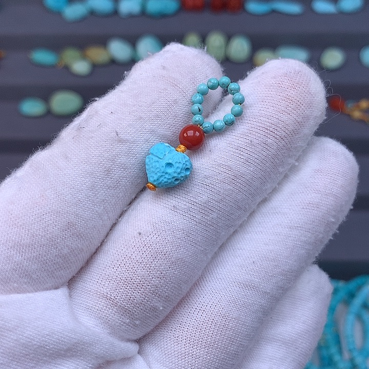 南红玛瑙未镶嵌珠宝奇石