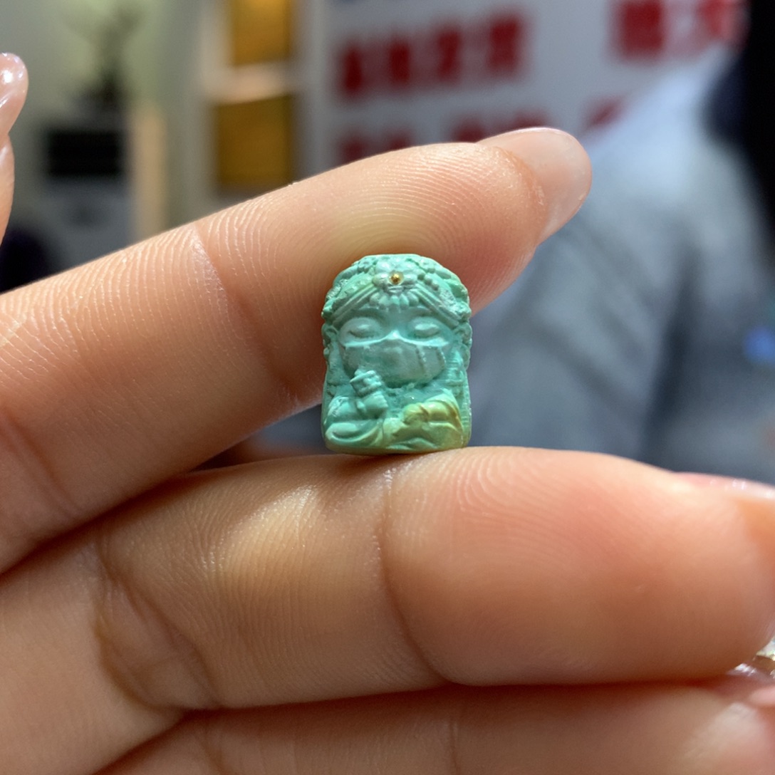 绿松石配饰未镶嵌
