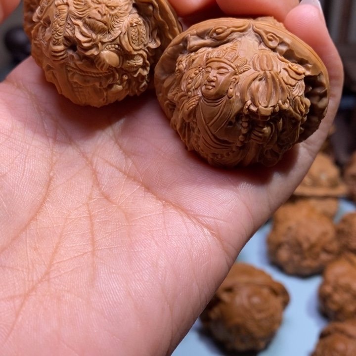 【闪购商品】核桃手串/手链皮*刁色差西游记