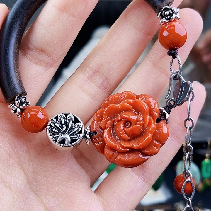 翡翠手镯未镶嵌饰品