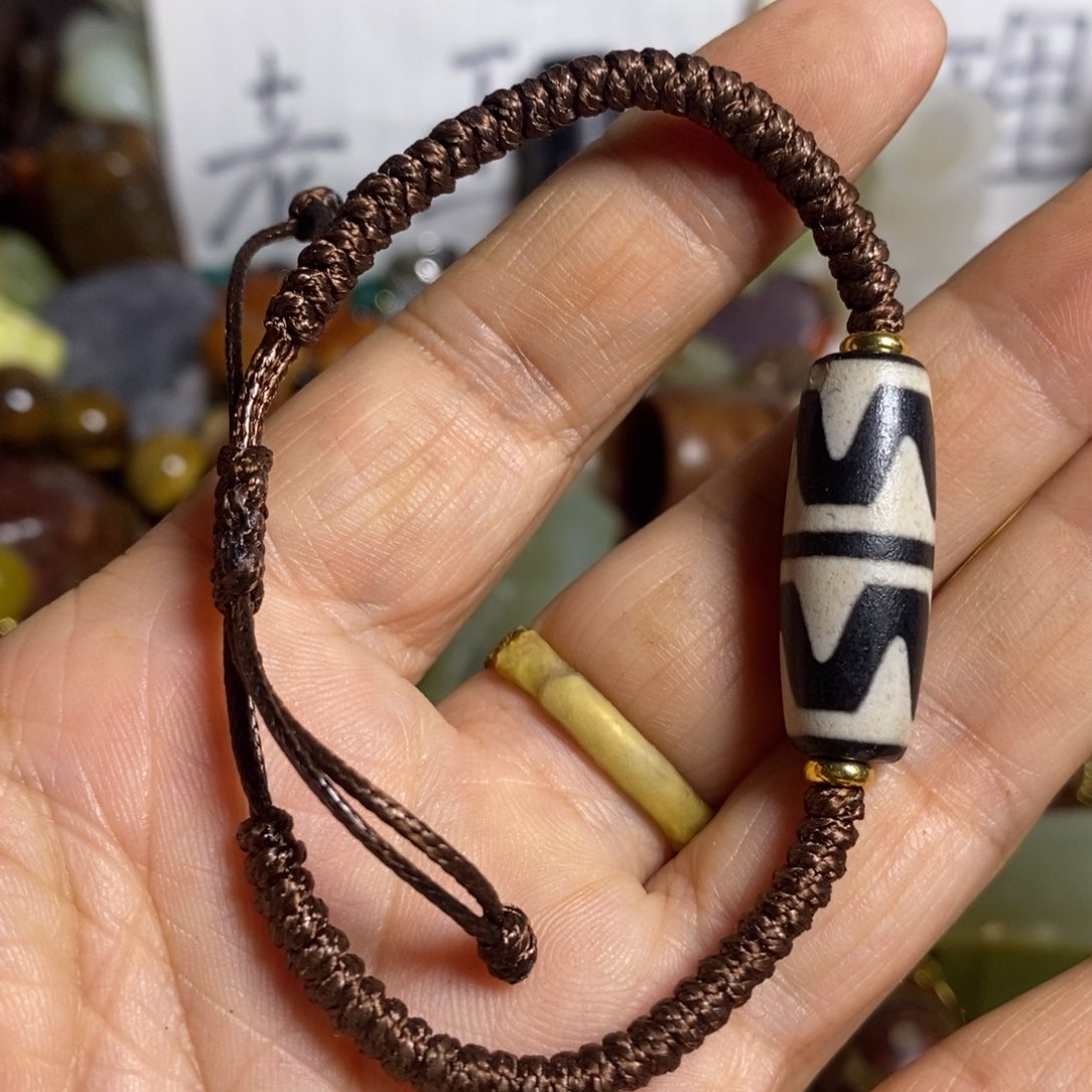 滴血莲花菩提吊坠