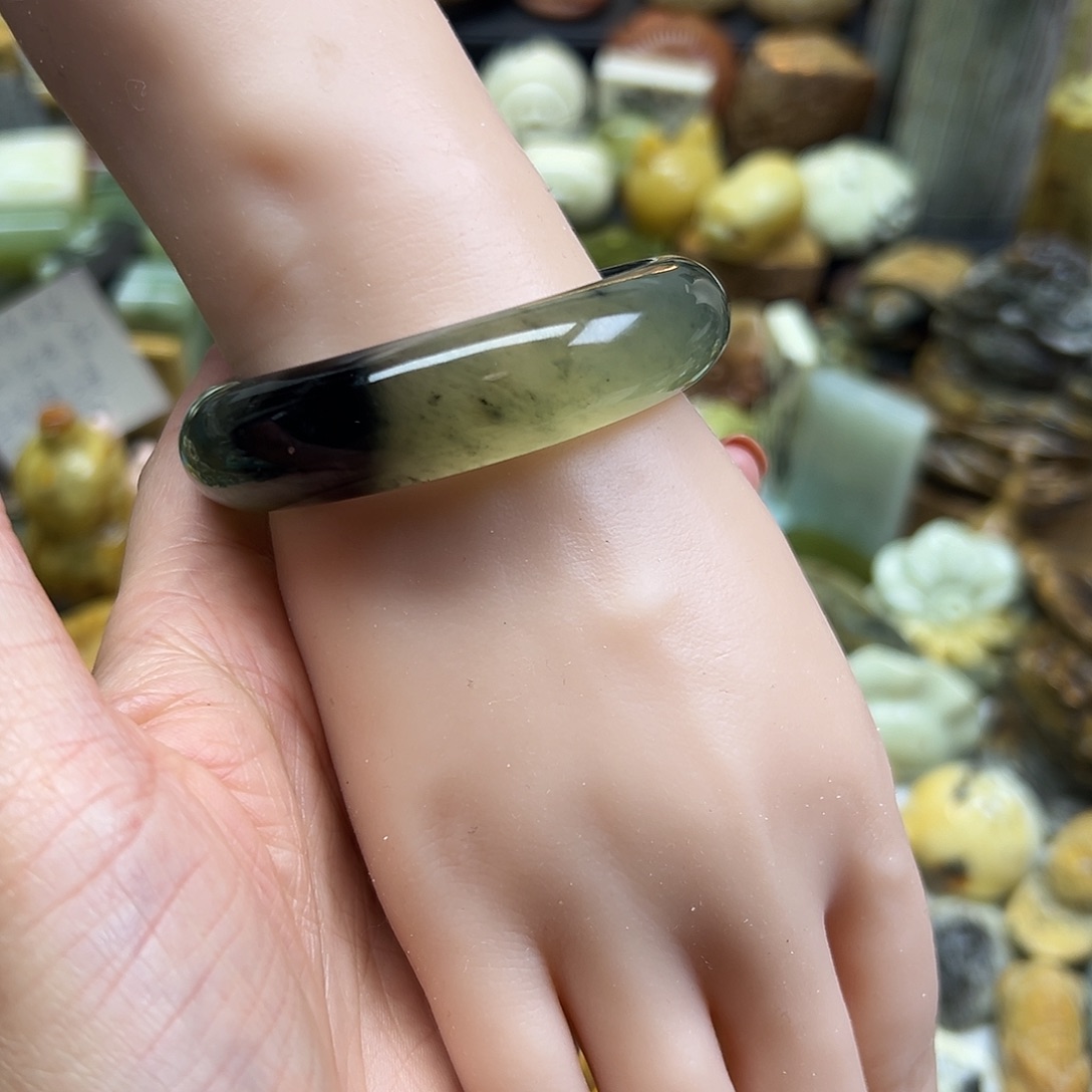 岫玉未镶嵌颈饰岫玉50