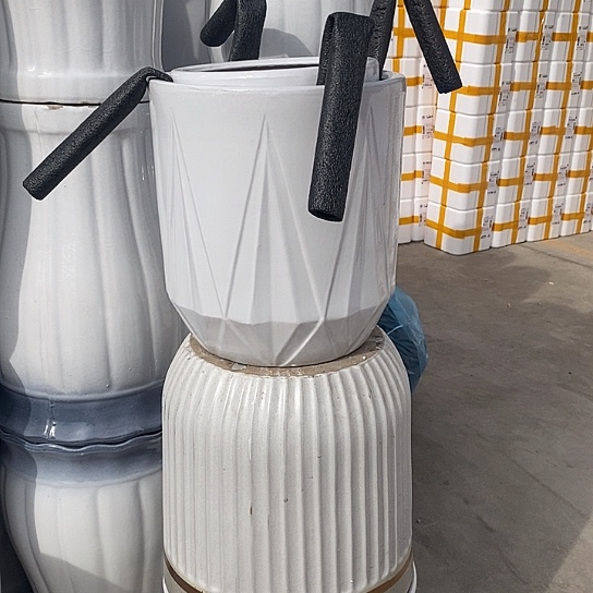 白钻石大号口33高36福利