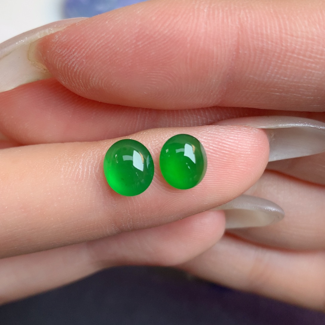 翡翠裸石7.64/6.7/3.38