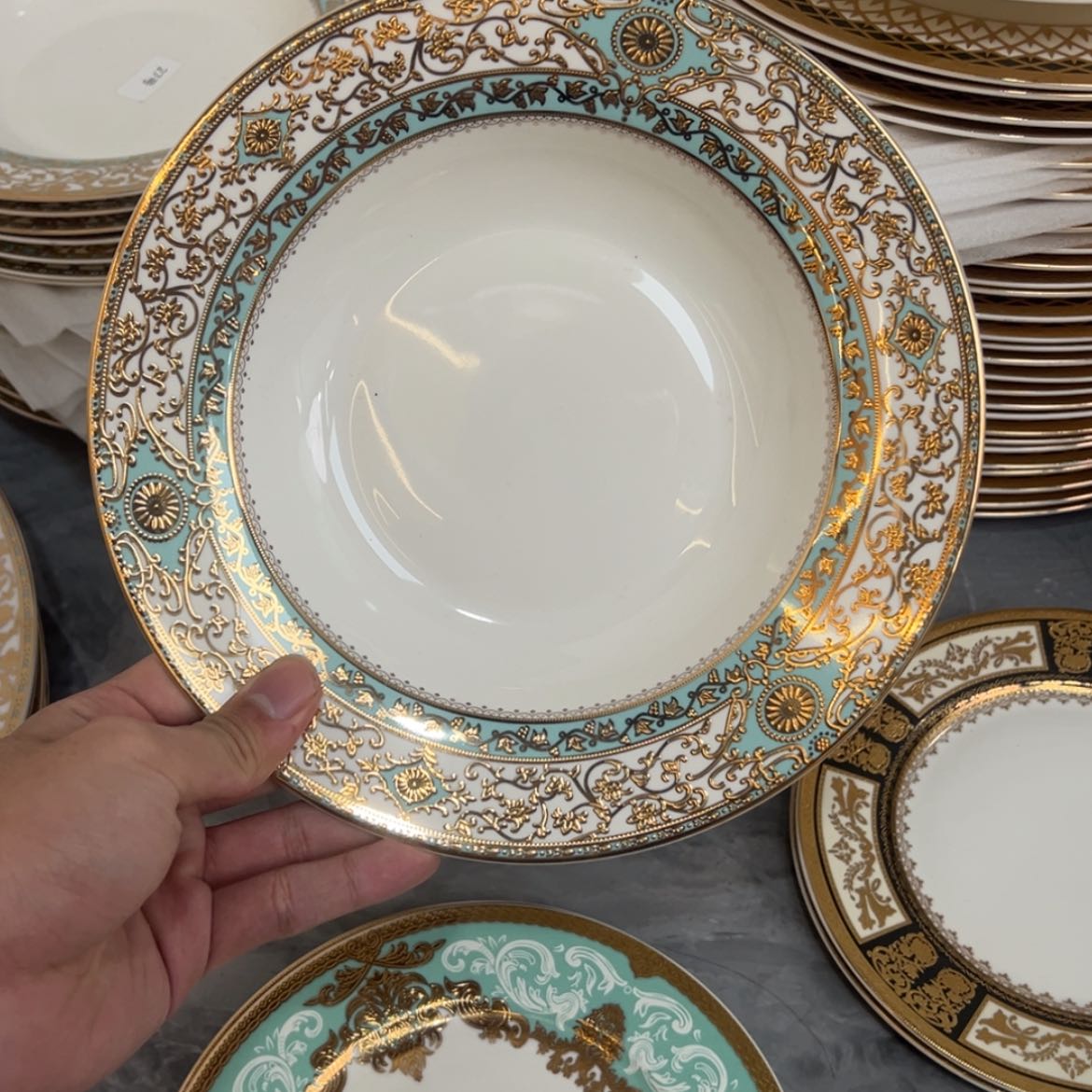 【闪购商品】瓷片9寸草帽盘两个一单尾单