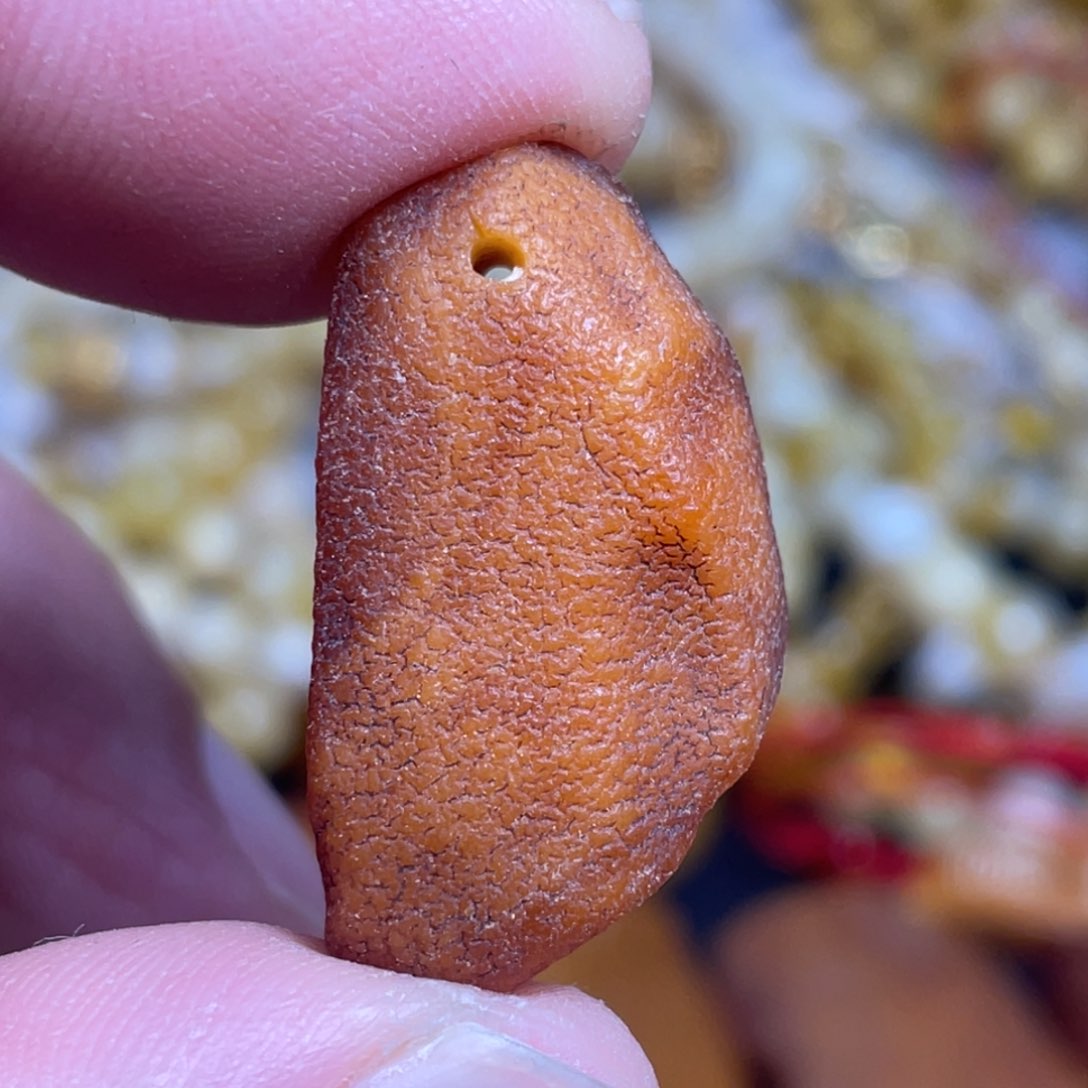 蜜蜡颈饰未镶嵌好*看蜜蜡手机链