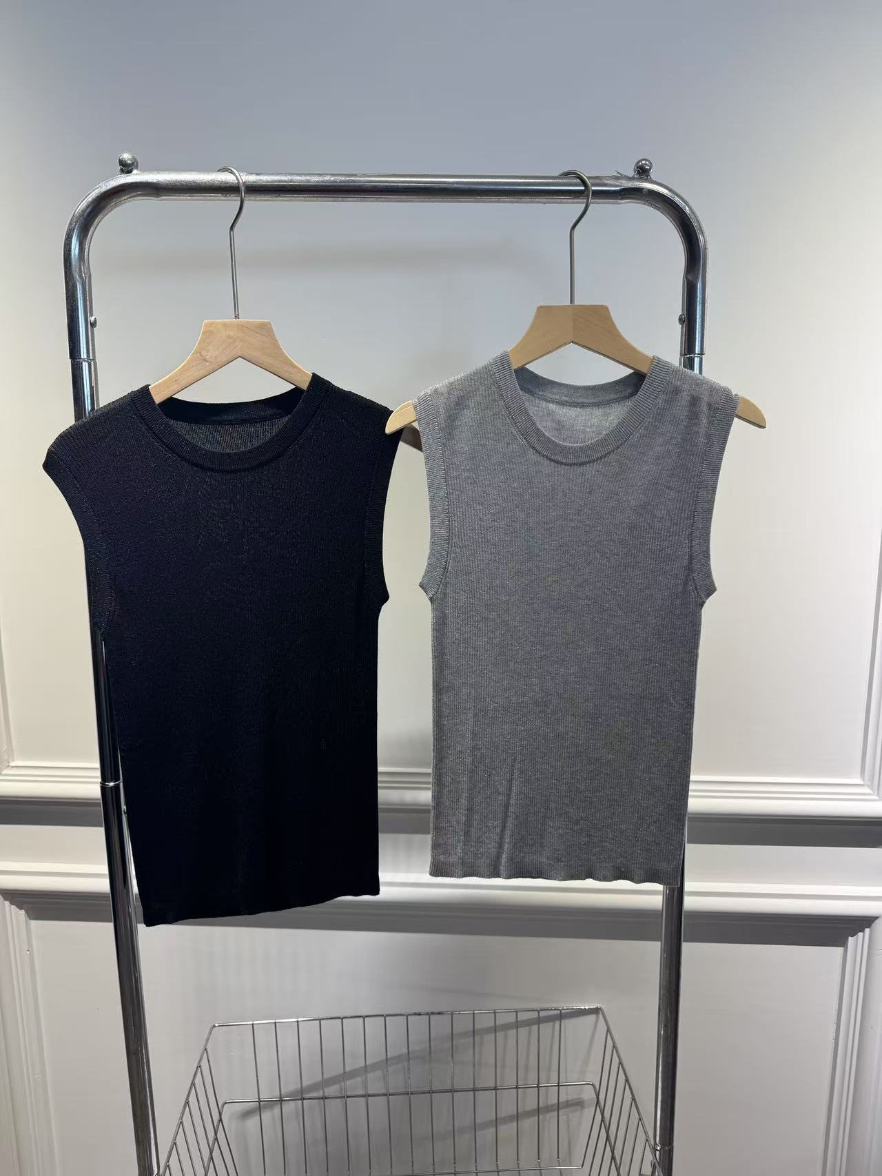 新款时尚百搭针织衫  YT7581