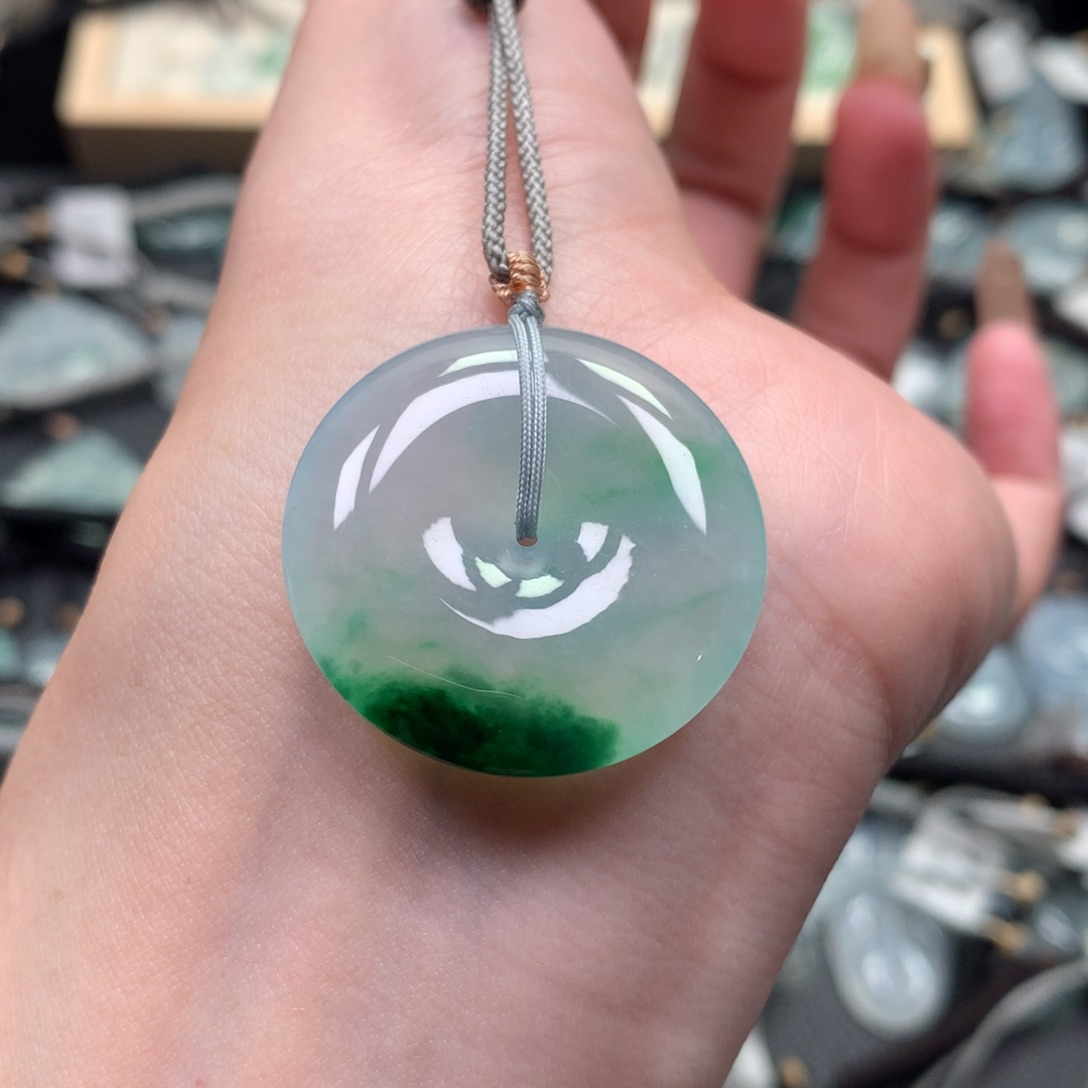 翡翠颈饰未镶嵌000000000000