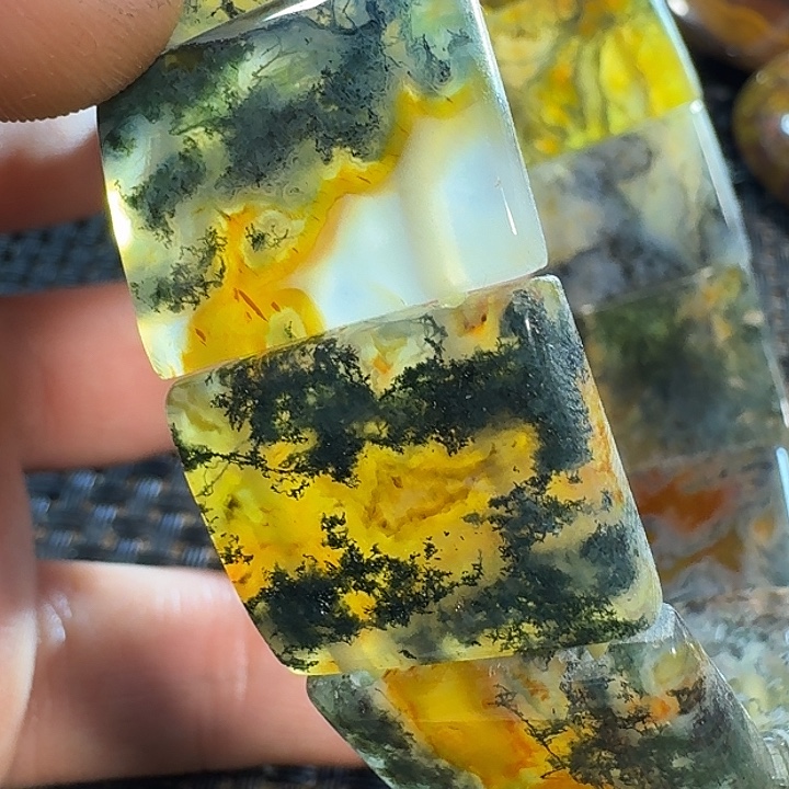 A***暖玛瑙/玉髓未镶嵌颈饰