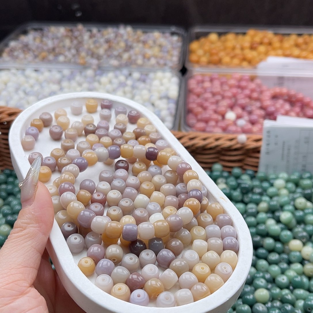 白玉菩提吊坠q8mm/100+20颗