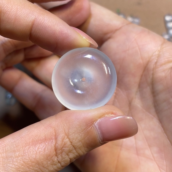 翡翠颈饰未镶嵌平安扣