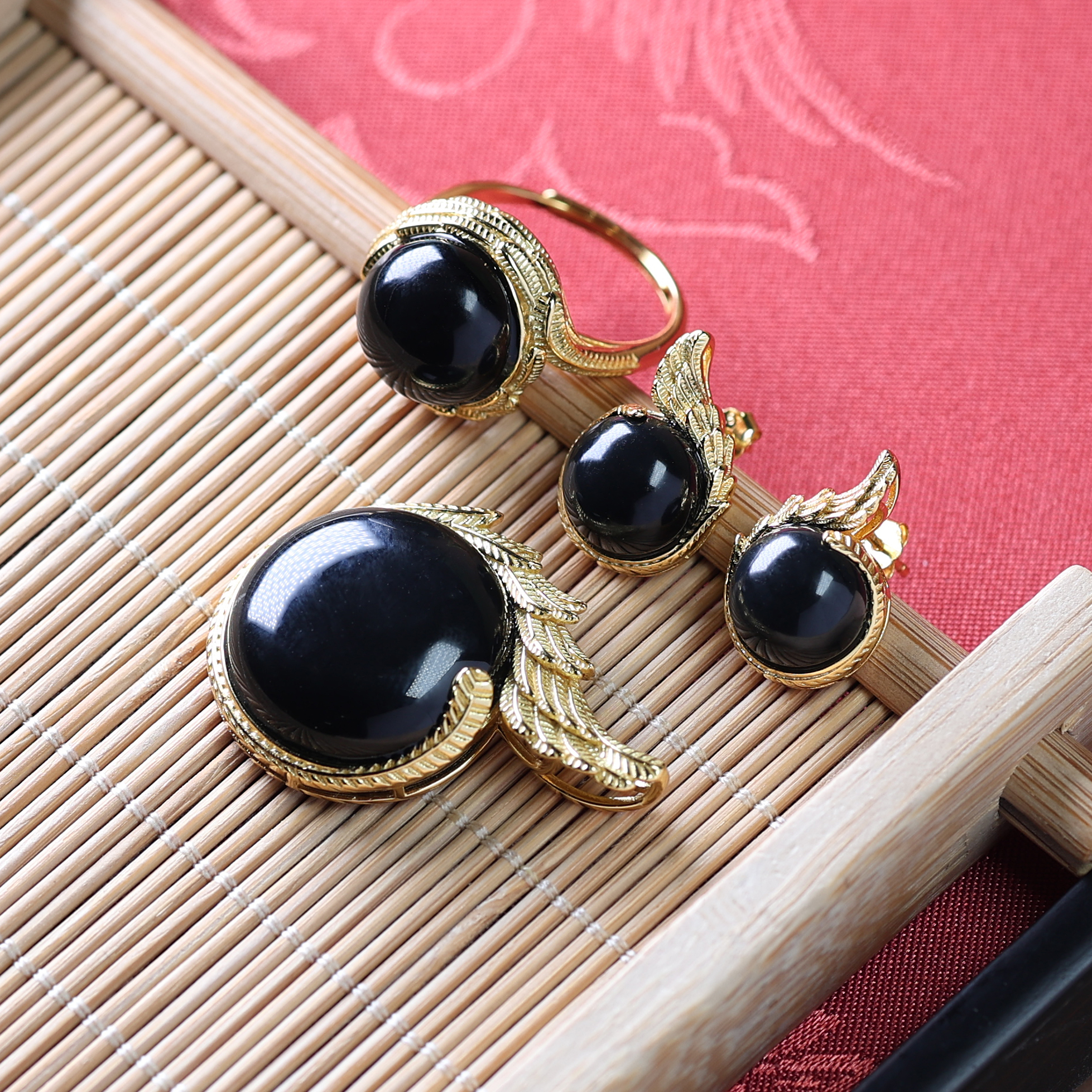 新疆爱思尔新疆和田玉套装墨玉S925银套装JY1219-19（多样性发货）